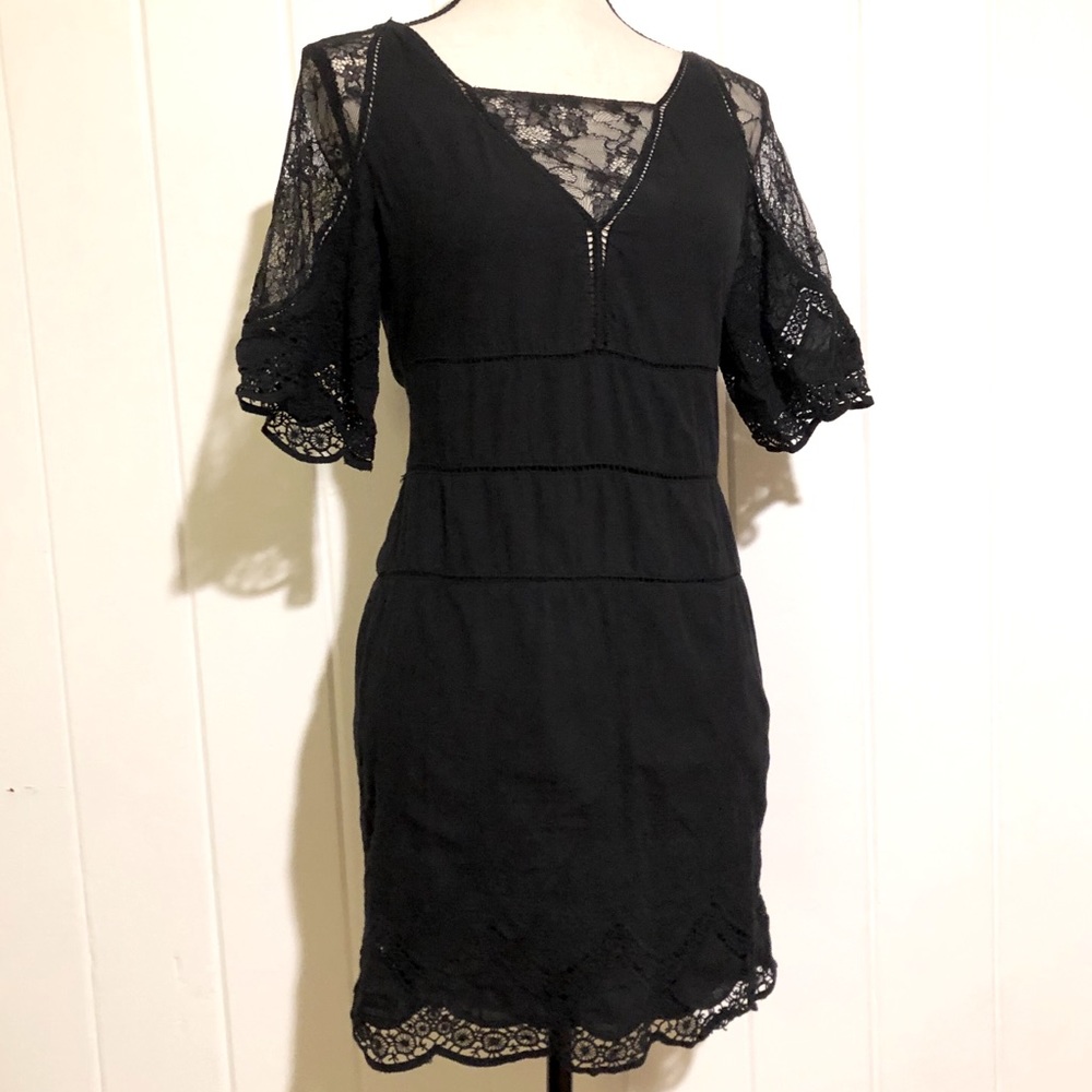 Bailey 44 black Lace Islet Witchy Mid-length Dress size xs